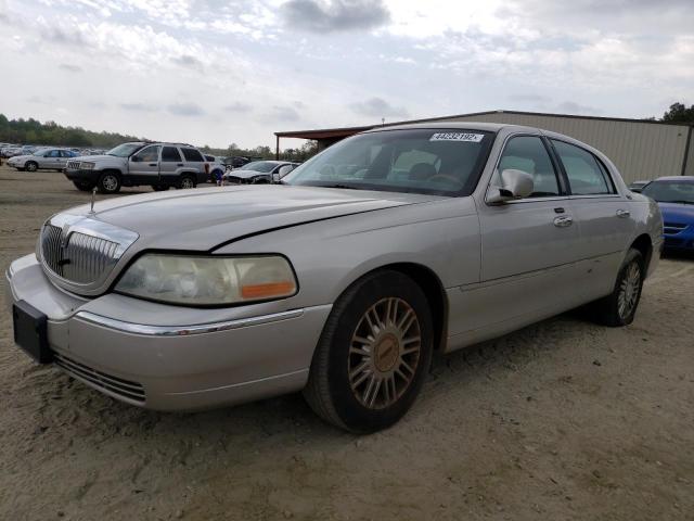 Photo 2 from auction – 2008 LINCOLN TOWN CAR with VIN 2LNHM82V38X646771