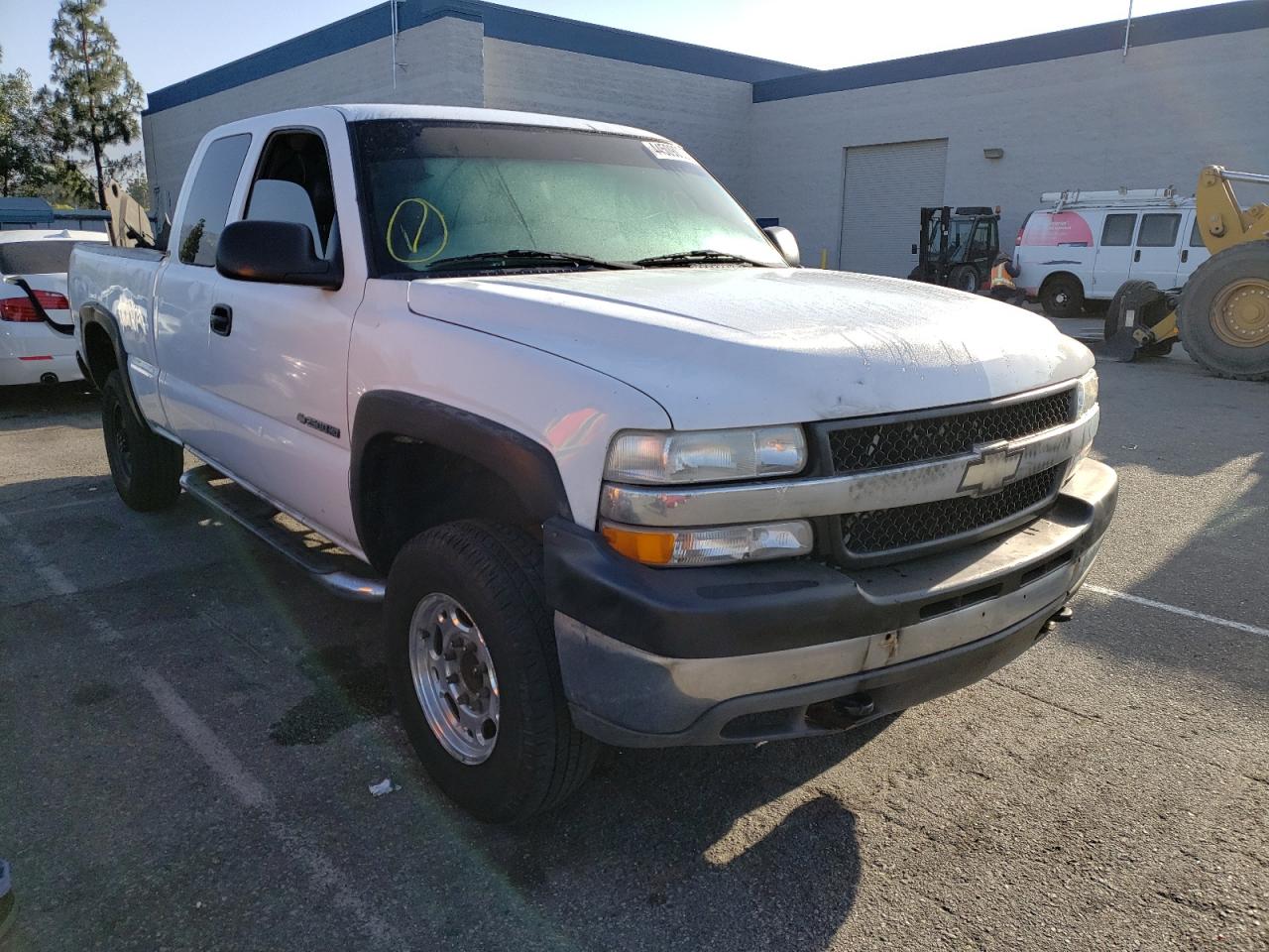 CHEVROLET SILVERADO 2002 with VIN 1GCHK29U12Z269802 - Photo from auction