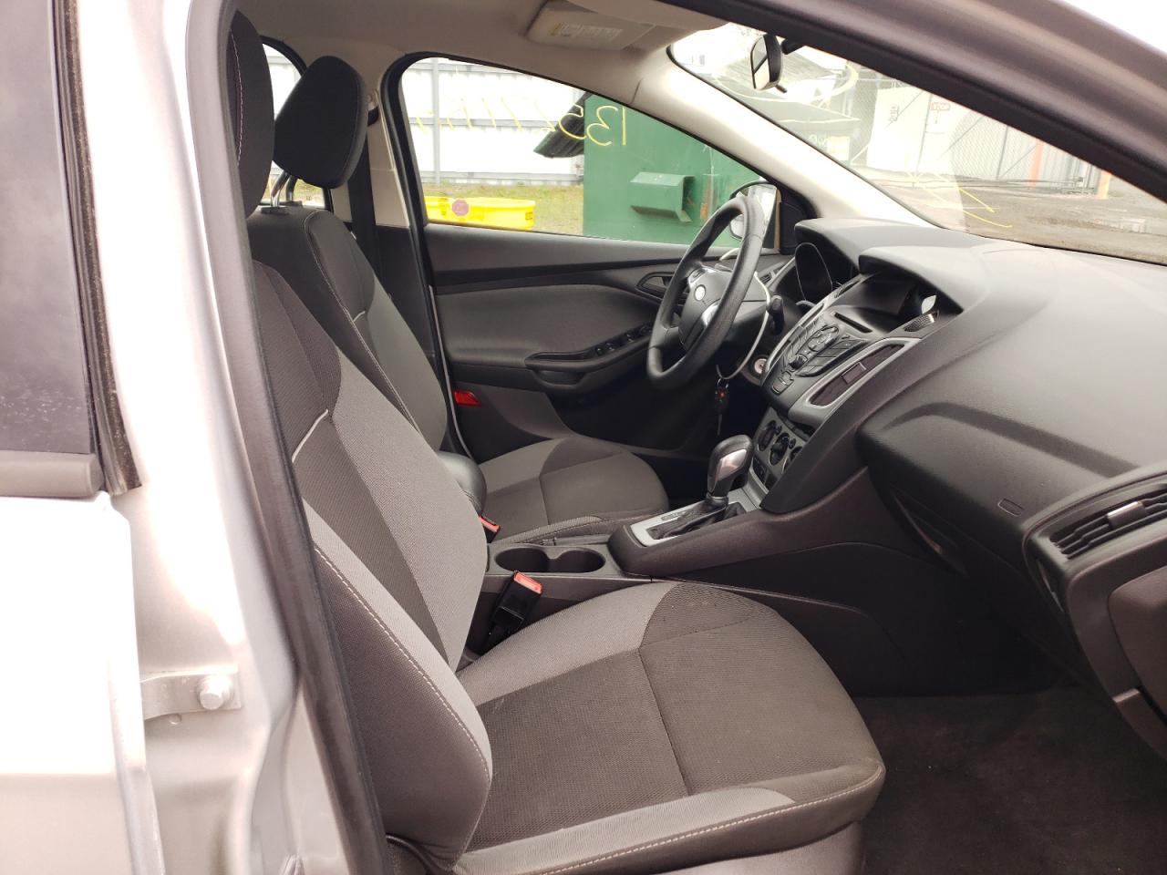 Photo 5 from auction – 2012 FORD FOCUS SE with VIN 1FAHP3F29CL325795
