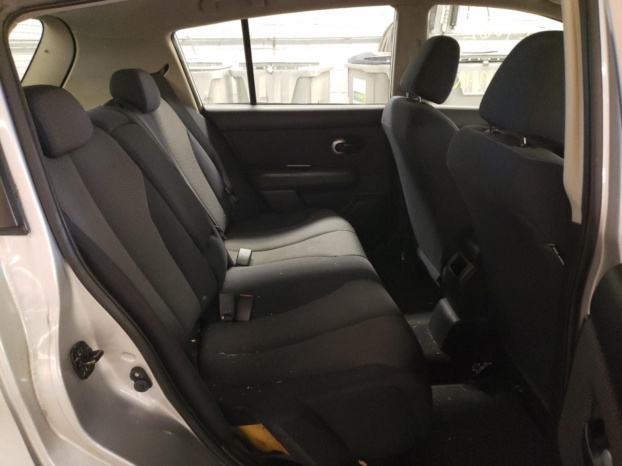 Photo 6 from auction – 2009 NISSAN VERSA S with VIN 3N1BC13E29L413067