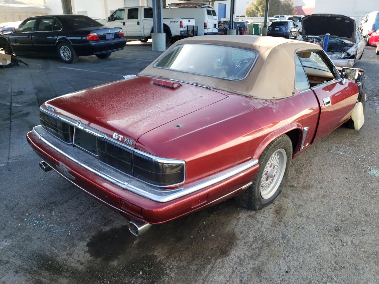 Photo 4 from auction – 1994 JAGUAR XJS with VIN SAJNX4742RC188292
