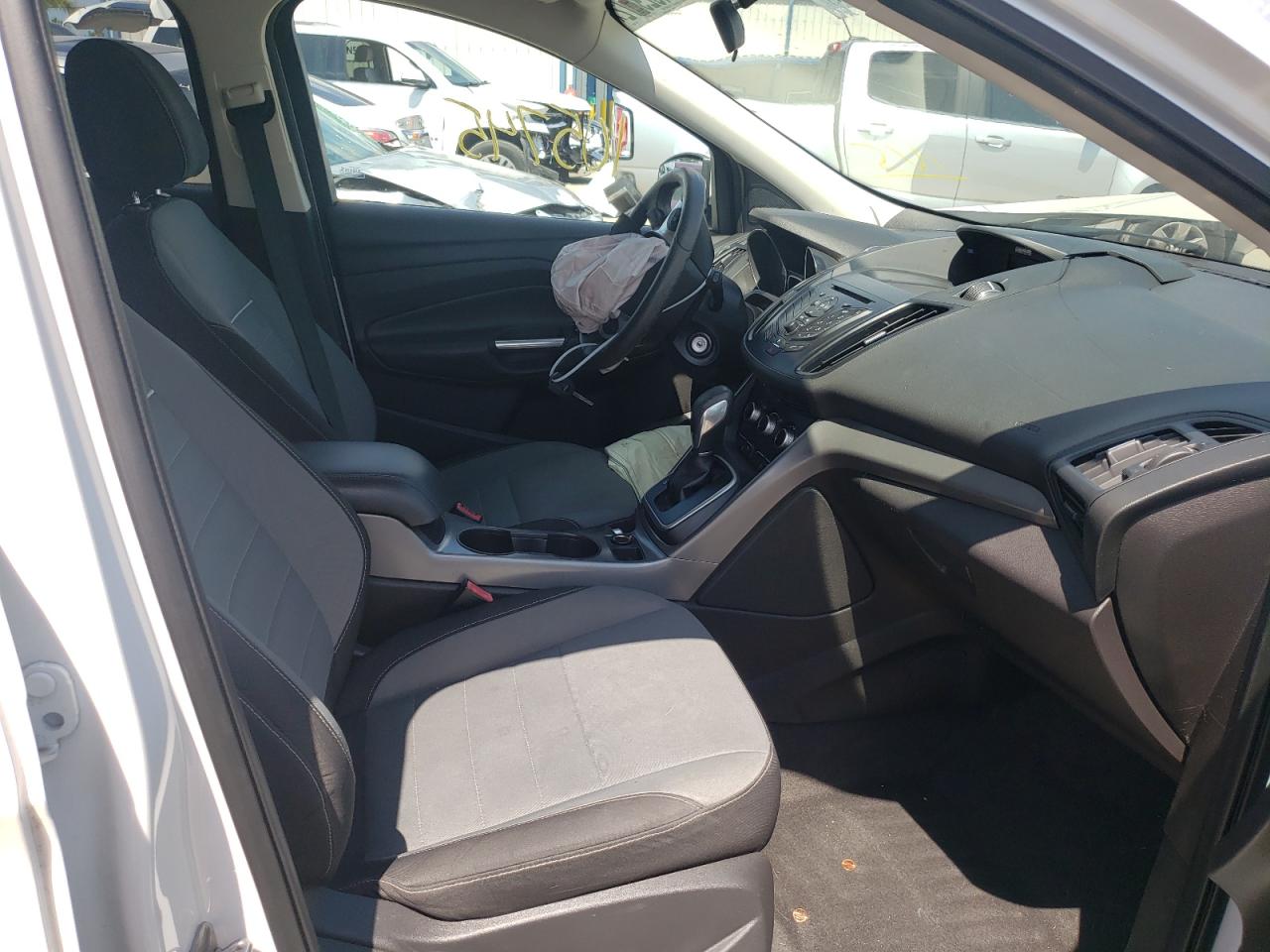 Photo 5 from auction – 2013 FORD ESCAPE SE with VIN 1FMCU0GXXDUB60675