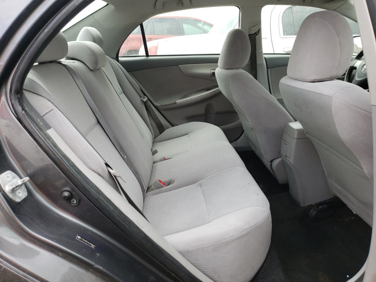 Photo 6 from auction – 2010 TOYOTA CARROLLA with VIN JTDBU4EE6AJ068663