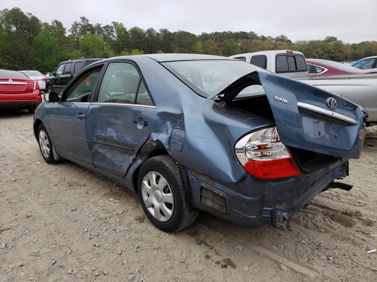 Photo 3 from auction – 2002 TOYOTA CAMRY LE with VIN 4T1BE32K02U560571