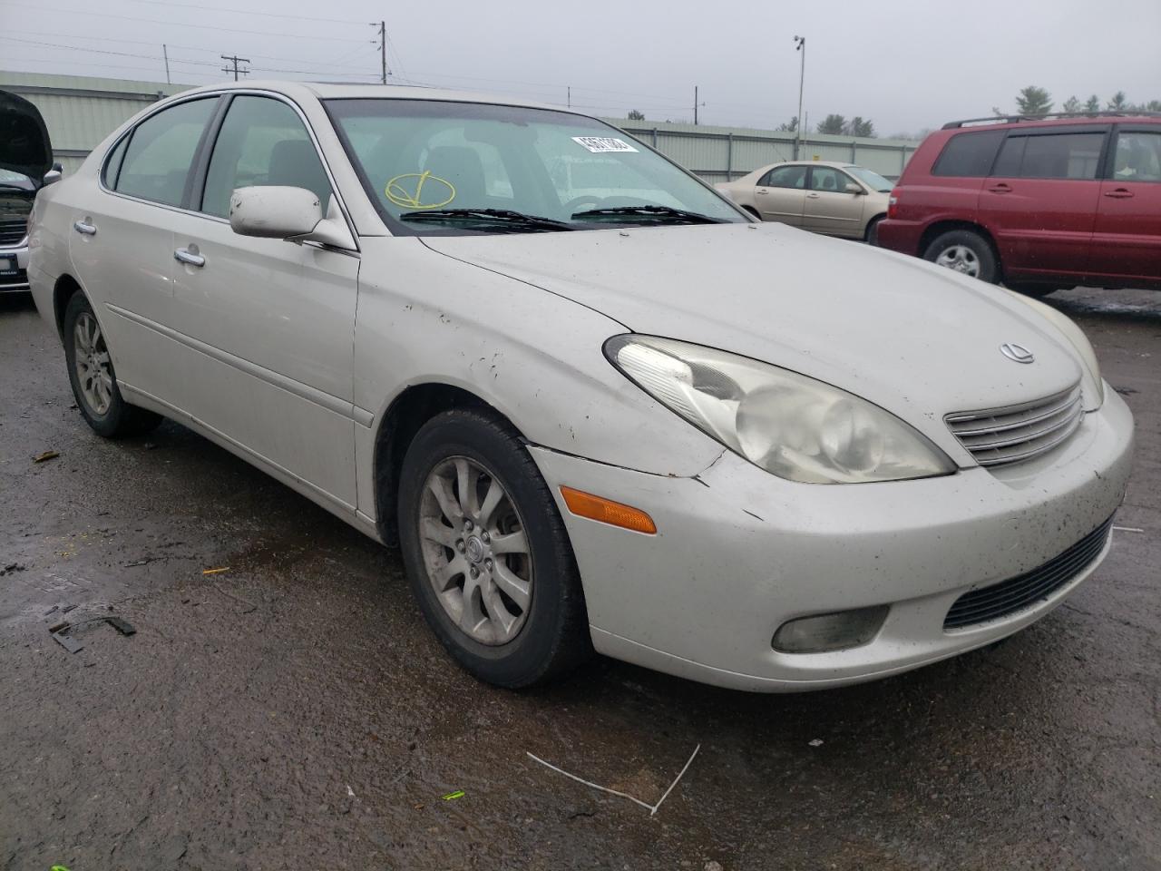 LEXUS ES 300 2002 with VIN JTHBF30G220018703 - Photo from auction