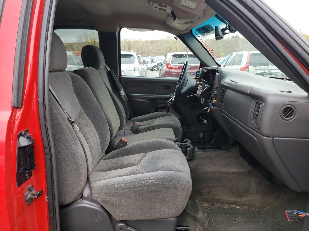 Photo 5 from auction – 2003 CHEVROLET SILVERADO with VIN 1GCEK19T73E328364