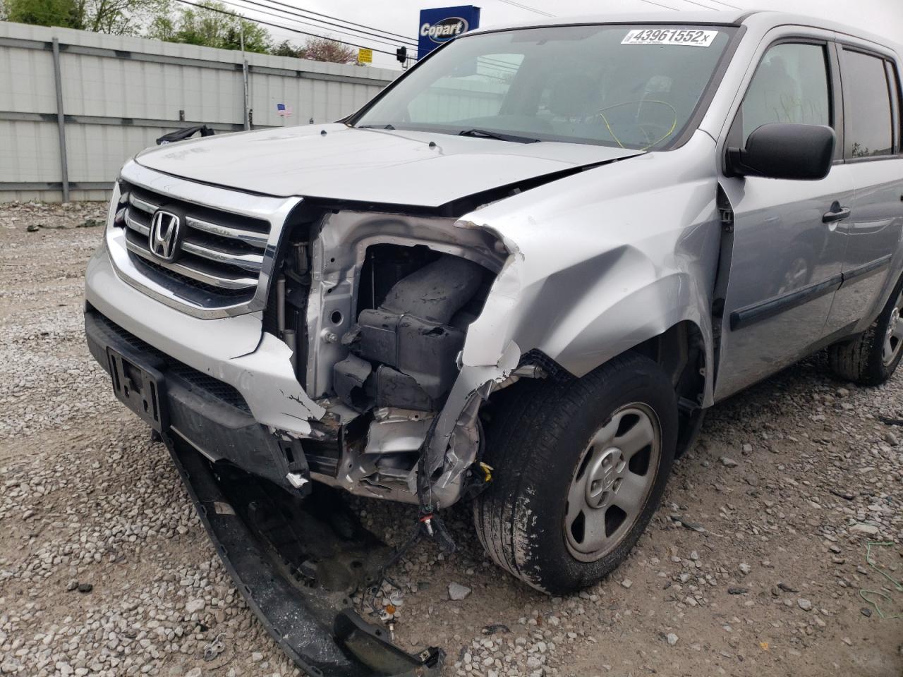 Photo 9 from auction – 2014 HONDA PILOT LX with VIN 5FNYF4H24EB056160