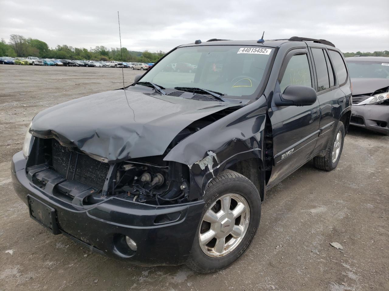 Photo 2 from auction – 2005 GMC ENVOY with VIN 1GKDT13S052341345