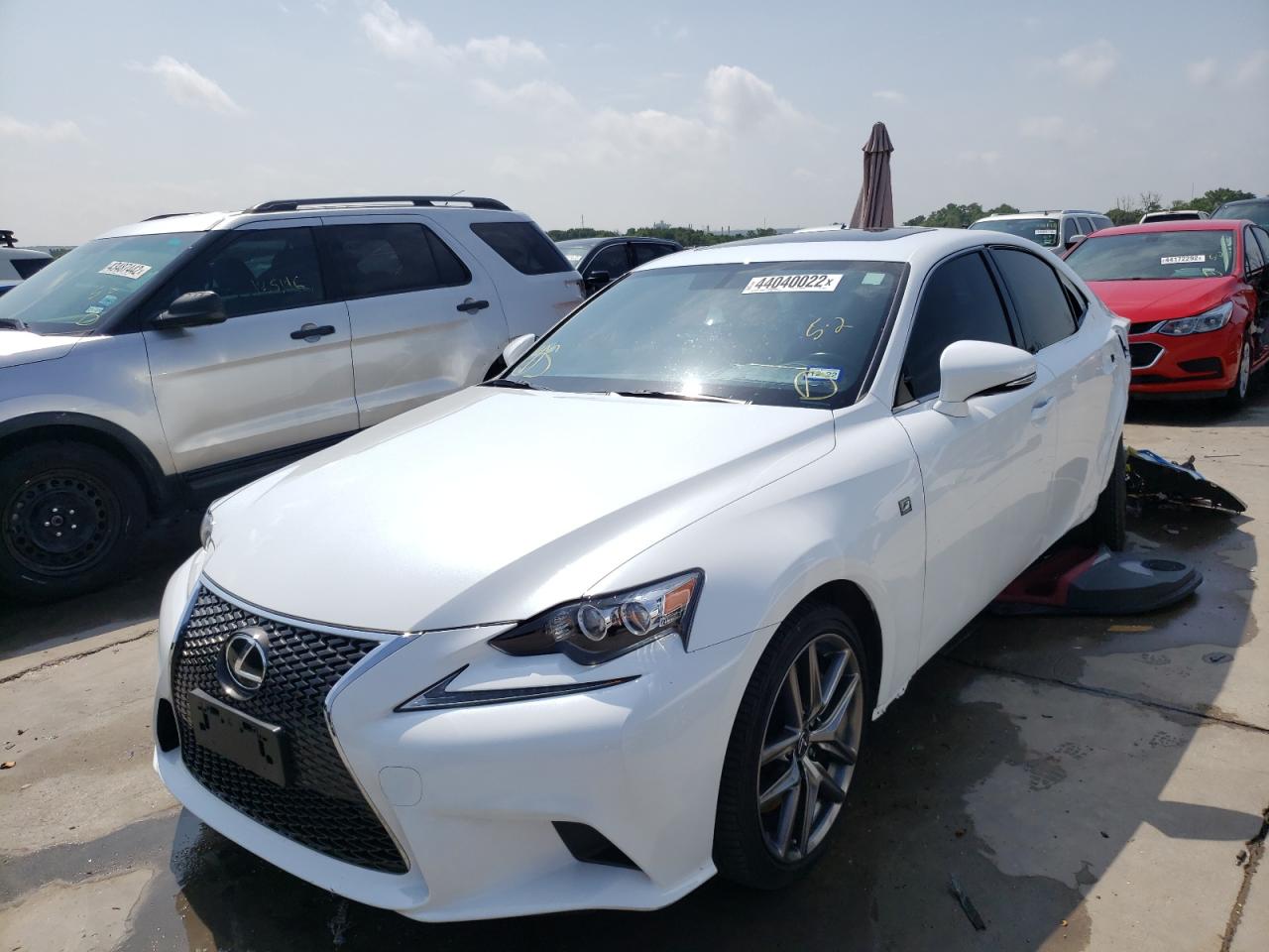 Photo 2 from auction – 2016 LEXUS IS 200T with VIN JTHBA1D25G5038651