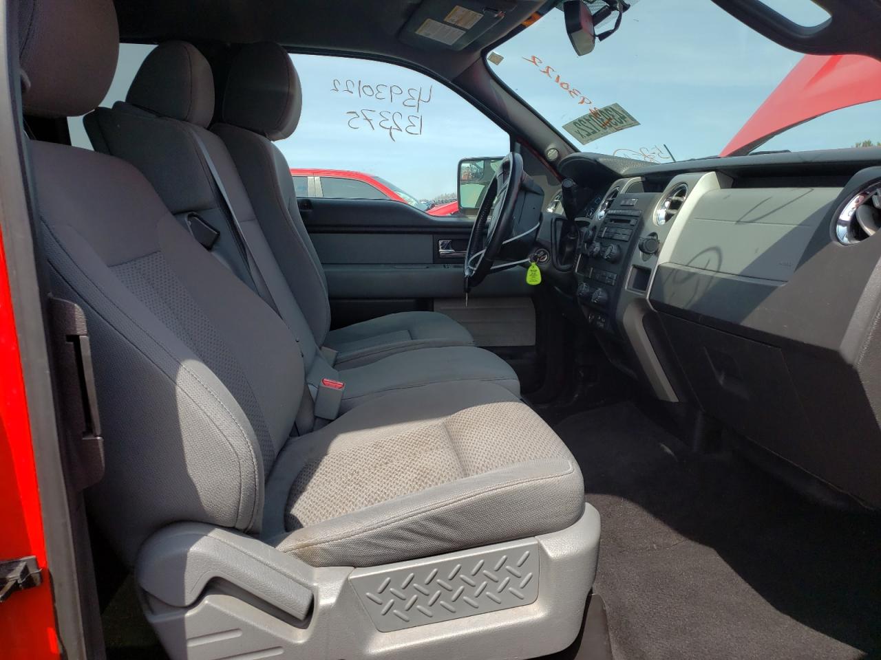 Photo 5 from auction – 2012 FORD F150 SUPER with VIN 1FTFX1ET3CKD24650