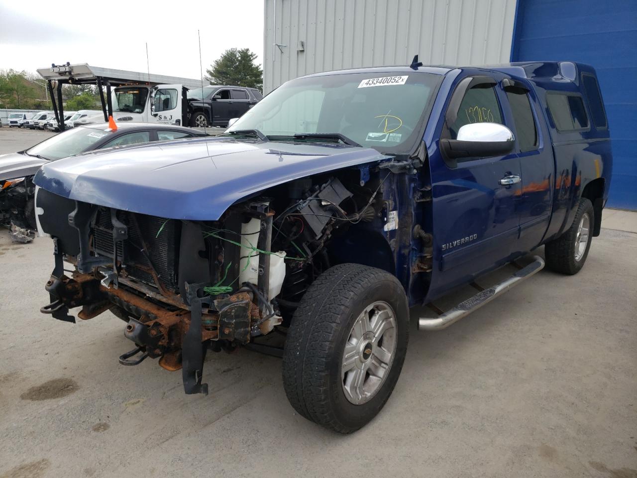 Photo 2 from auction – 2013 CHEVROLET SILVERADO with VIN 1GCRKSE72DZ380415