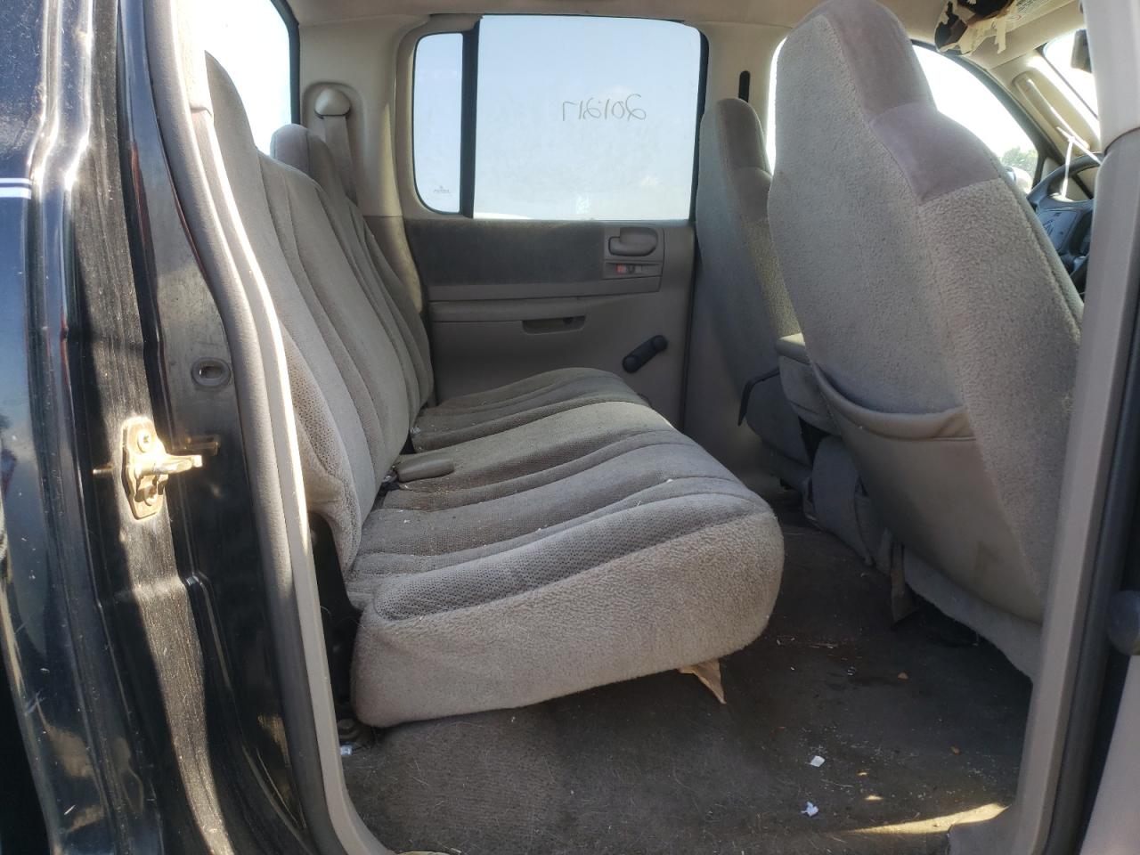 Photo 6 from auction – 2003 DODGE DAKOTA QUA with VIN 1D7HL38X63S221176