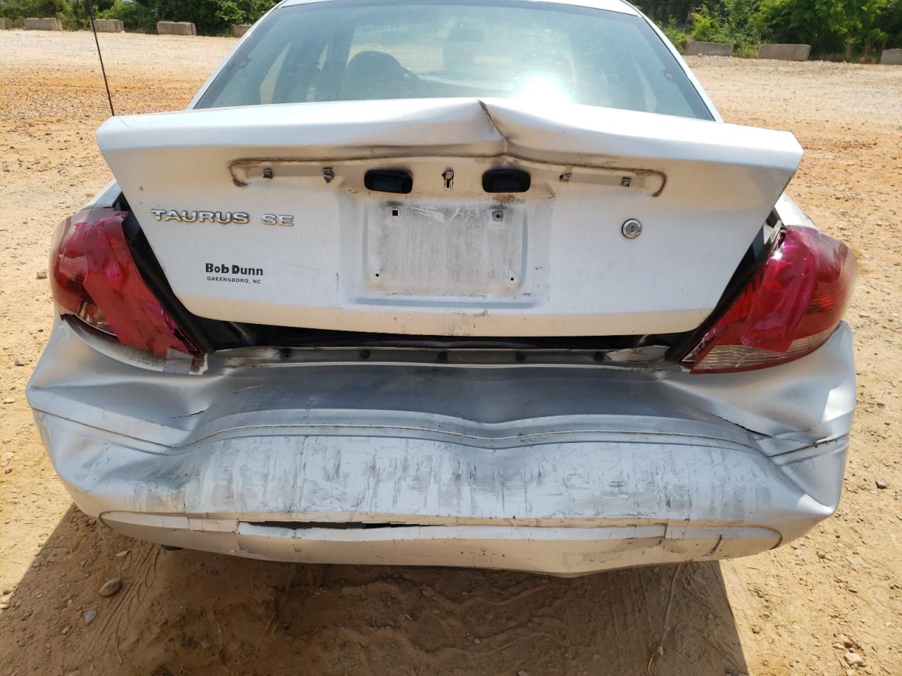Photo 9 from auction – 2006 FORD TAURUS SE with VIN 1FAFP53U56A132004