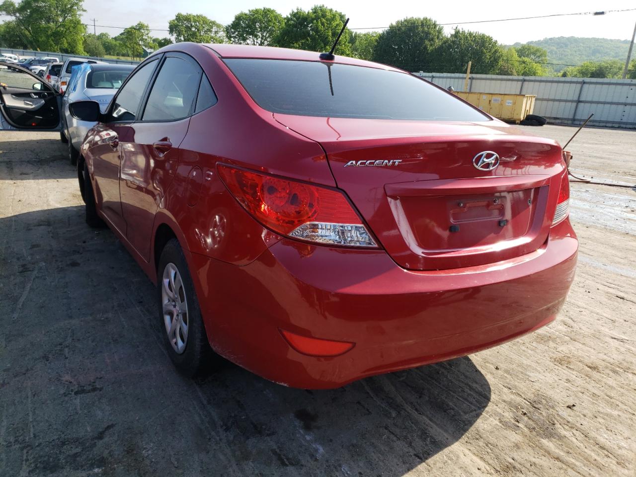 Photo 3 from auction – 2013 HYUNDAI ACCENT GLS with VIN KMHCT4AE0DU505391