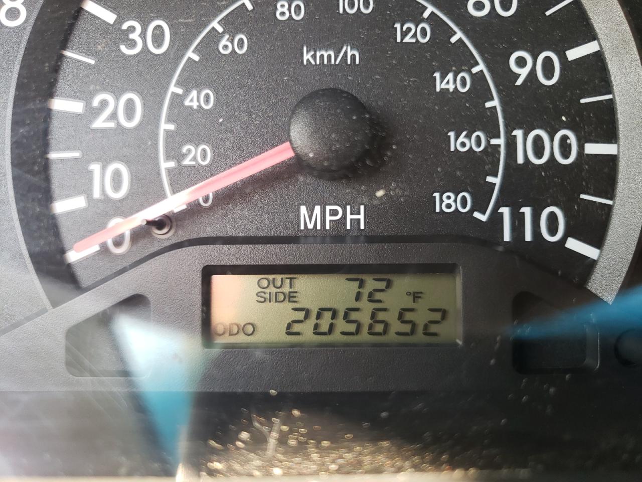 Photo 8 from auction – 2004 TOYOTA COROLLA CE with VIN JTDBR32E042044812