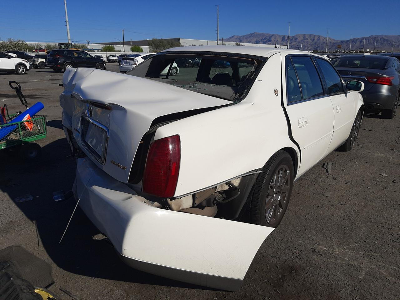 Photo 4 from auction – 2003 CADILLAC DEVILLE with VIN 1G6KD54Y33U146662