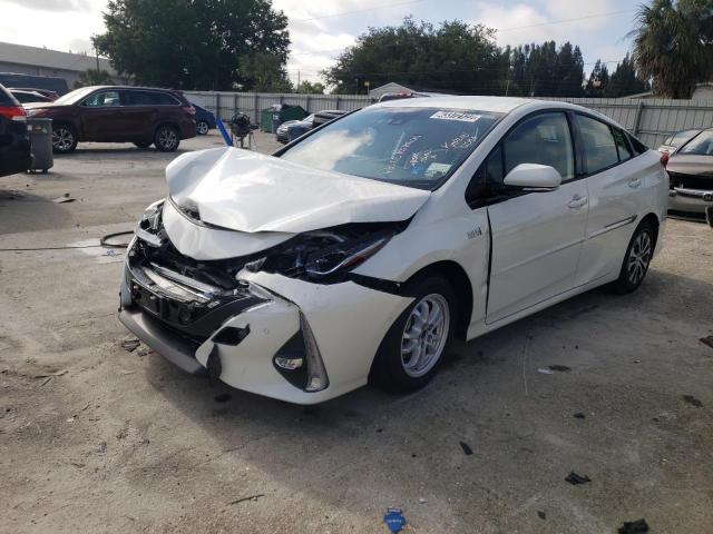Photo 2 from auction – 2020 TOYOTA PRIUS PRIM with VIN JTDKARFP2L3154498