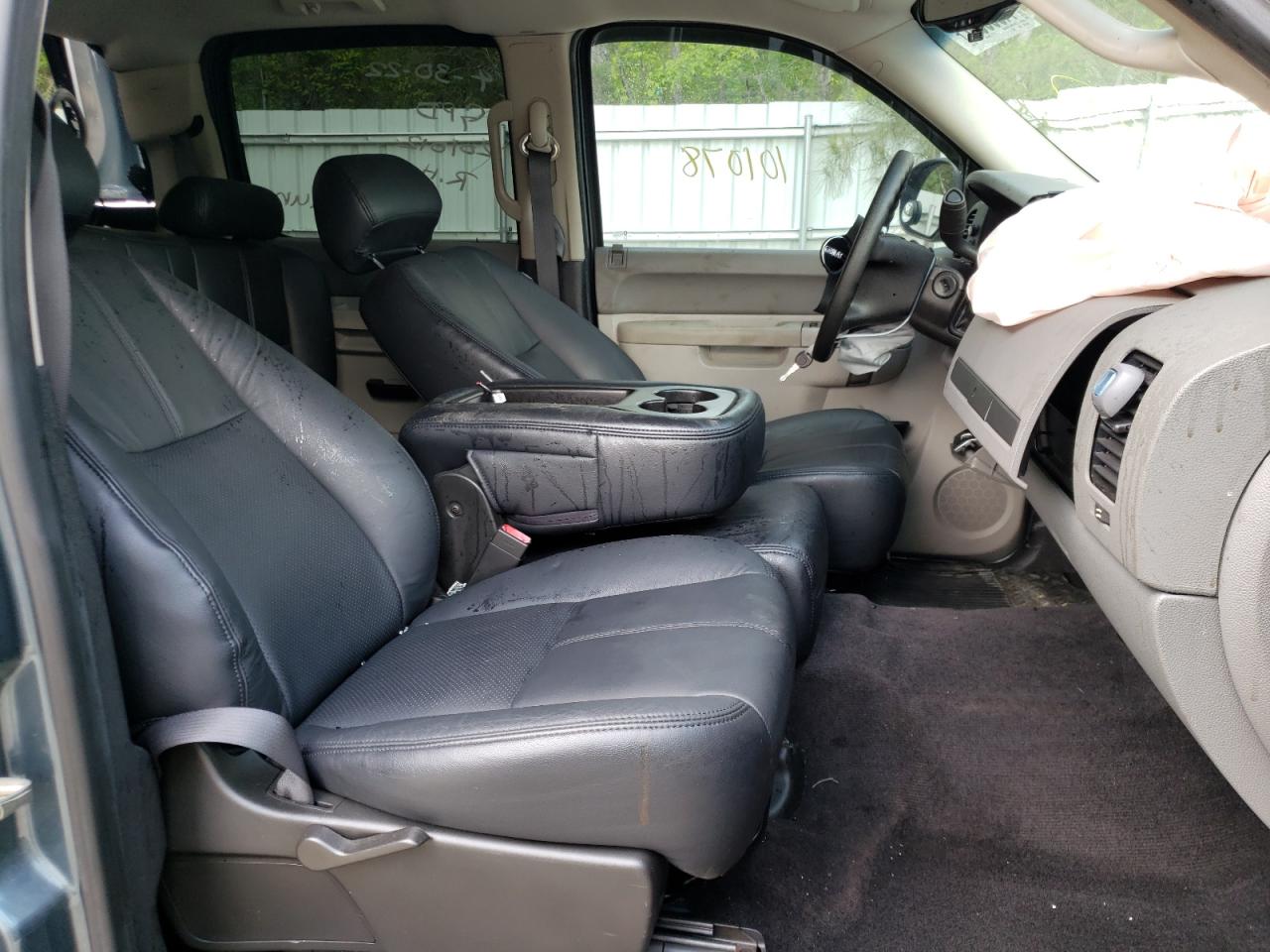 Photo 5 from auction – 2011 GMC SIERRA C15 with VIN 3GTP1TEA1BG100492