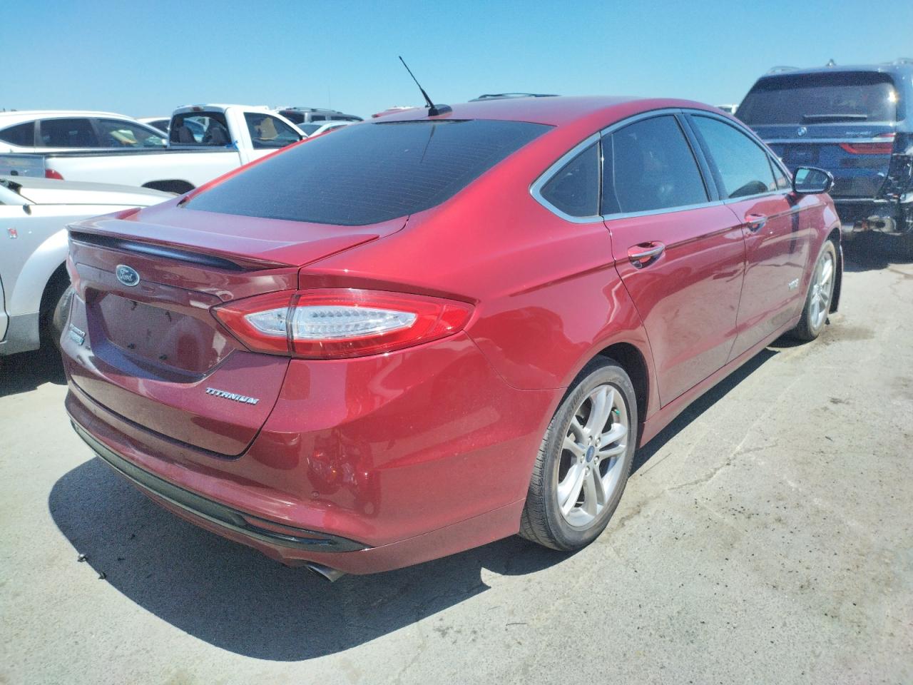 Photo 4 from auction – 2016 FORD FUSION TIT with VIN 3FA6P0SU8GR187641