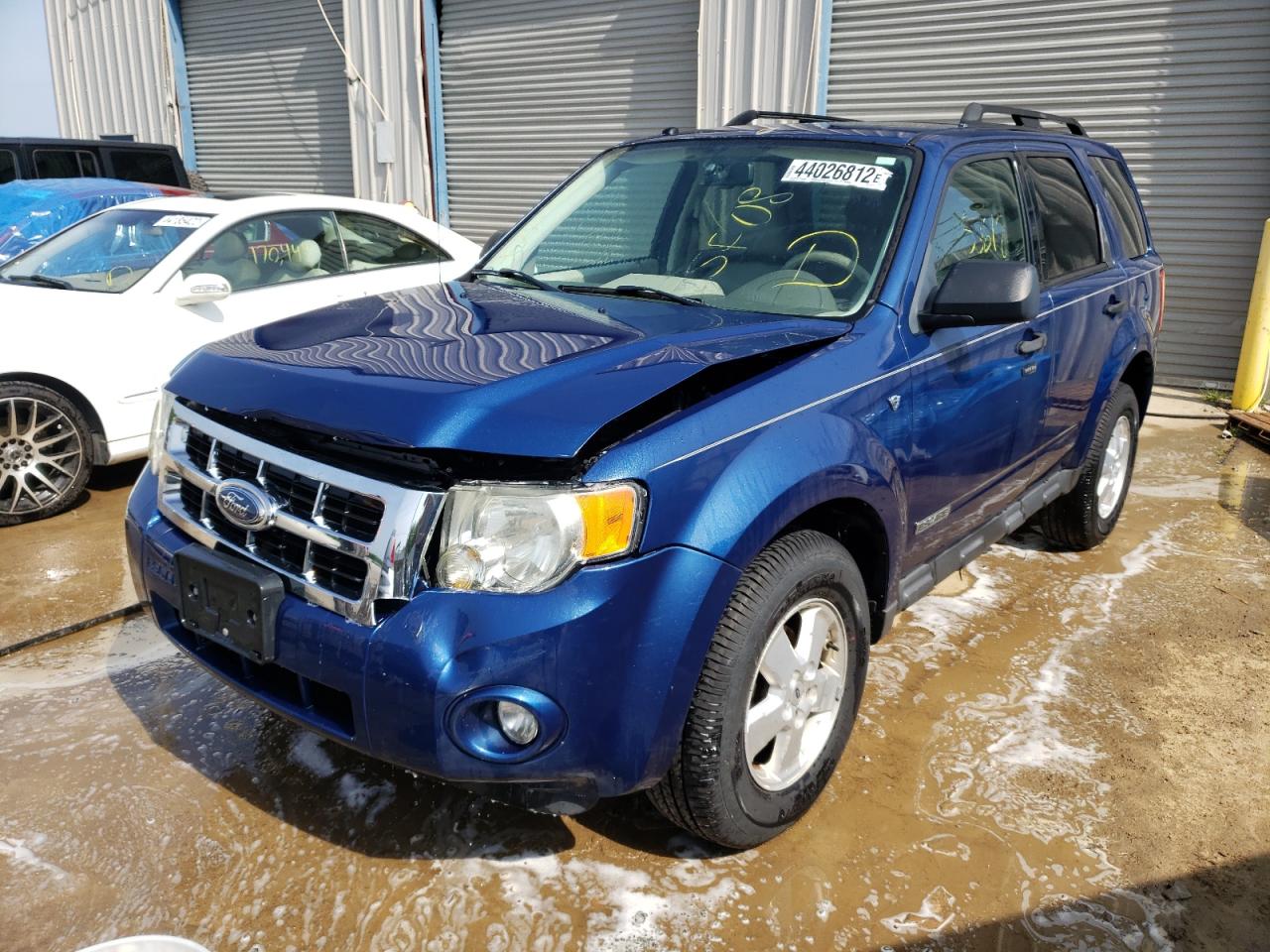 Photo 2 from auction – 2008 FORD ESCAPE XLT with VIN 1FMCU03138KB51111