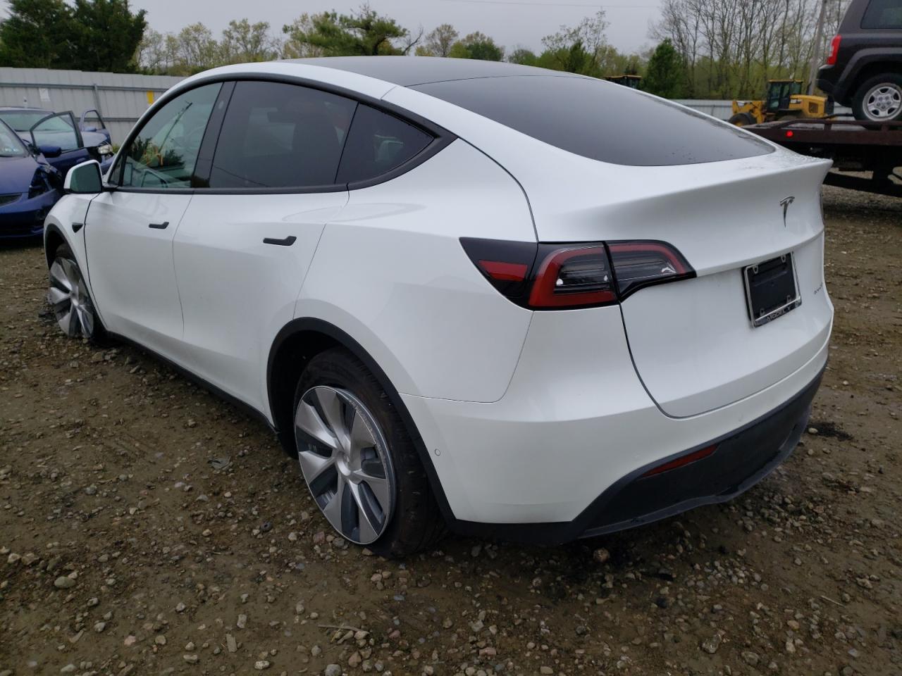 Photo 16 from auction – 2021 TESLA MODEL Y with VIN 5YJYGAEE3MF301863