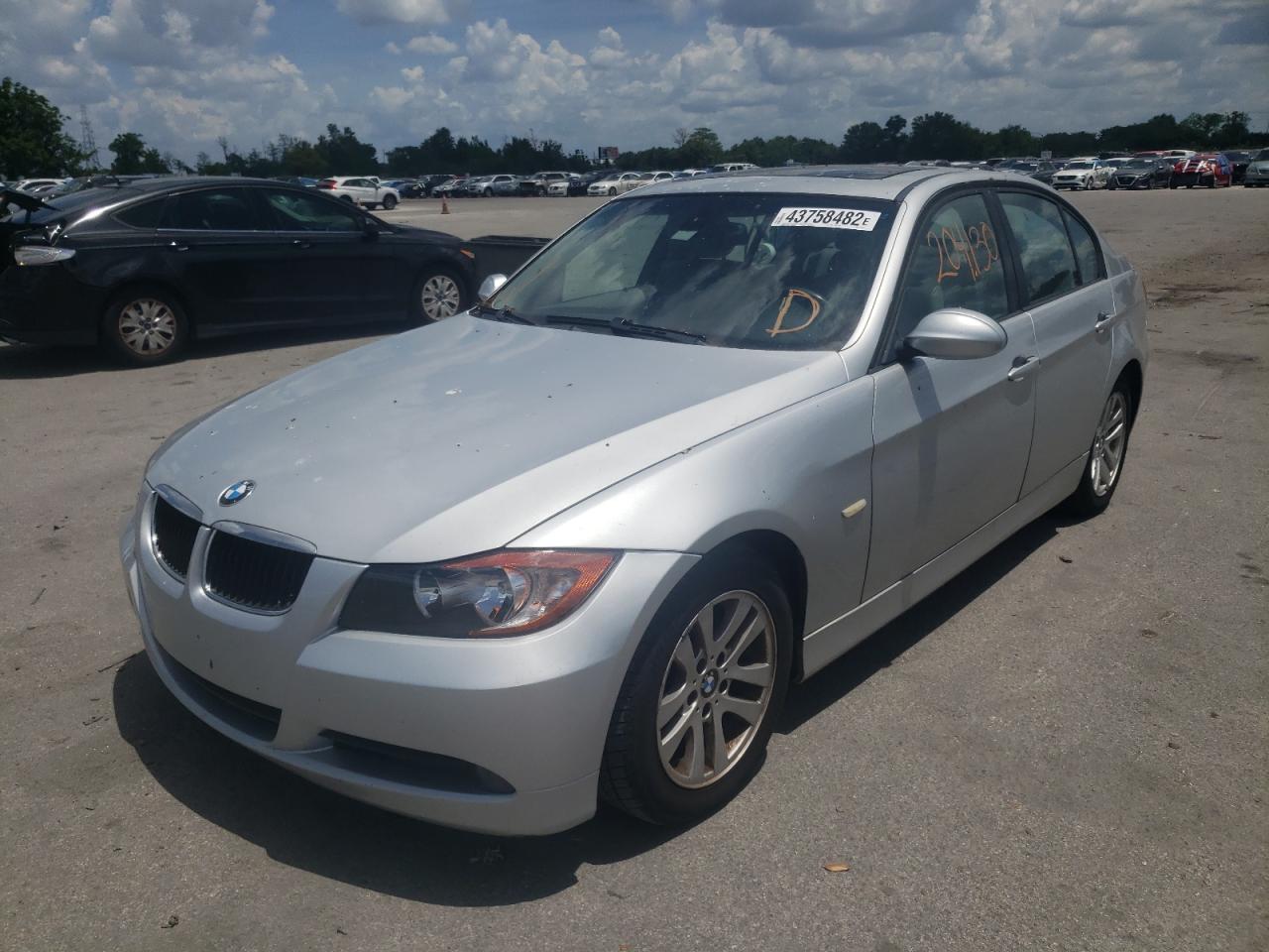 Photo 2 from auction – 2007 BMW 328 I with VIN WBAVA33577KX71367