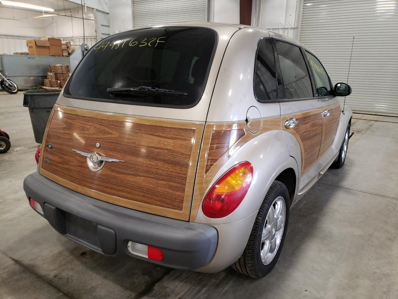 Фото 4 с аукциона – 2002 CHRYSLER PT CRUISER с VIN 3C8FY68B42T358766