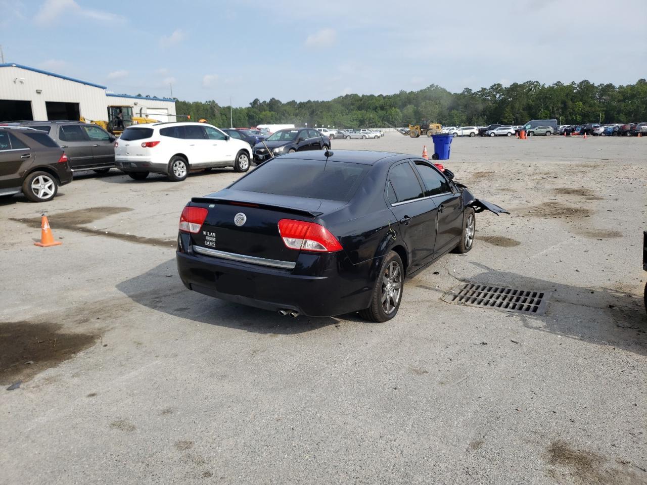 Photo 4 from auction – 2010 MERCURY MILAN PREM with VIN 3MEHM0JA8AR600425