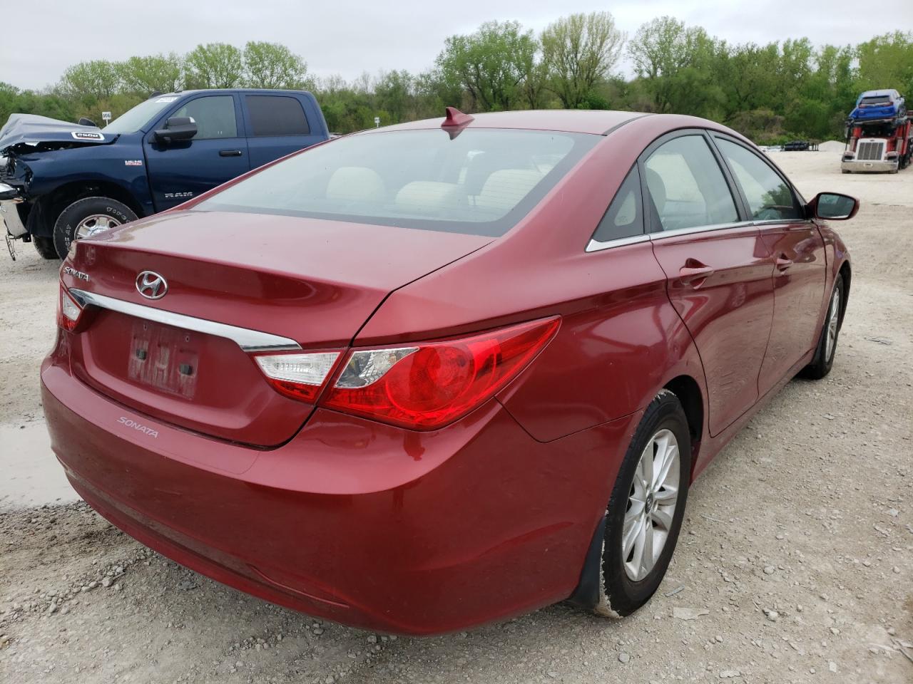 Photo 4 from auction – 2013 HYUNDAI SONATA GLS with VIN 5NPEB4AC9DH577943