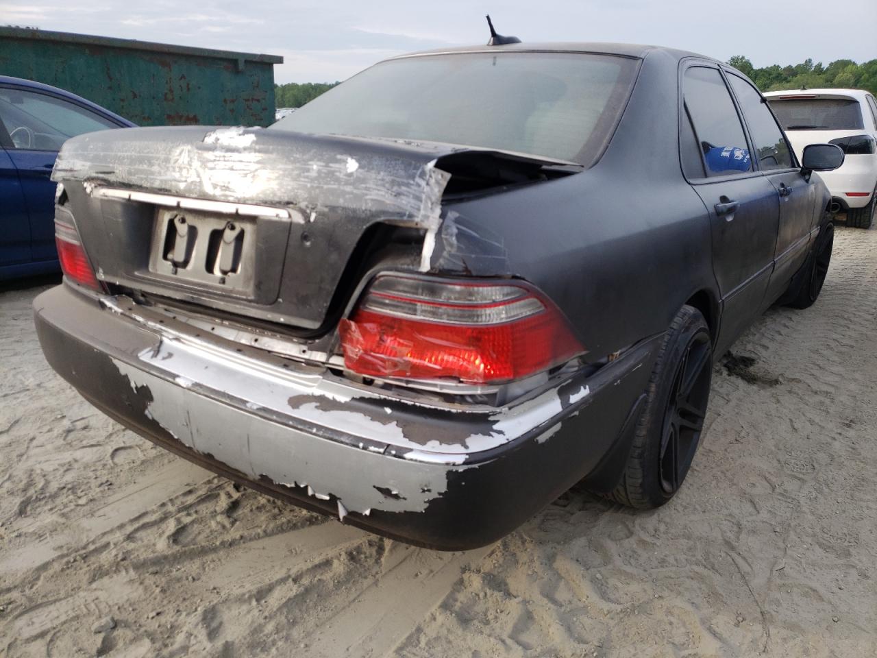Photo 4 from auction – 2004 ACURA 3.5RL with VIN JH4KA96684C001745