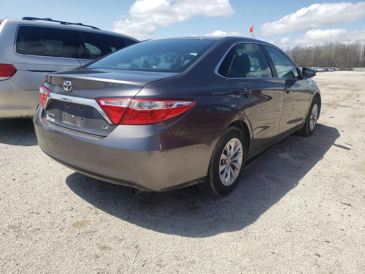 Photo 4 from auction – 2016 TOYOTA CAMRY LE with VIN 4T4BF1FK4GR577298