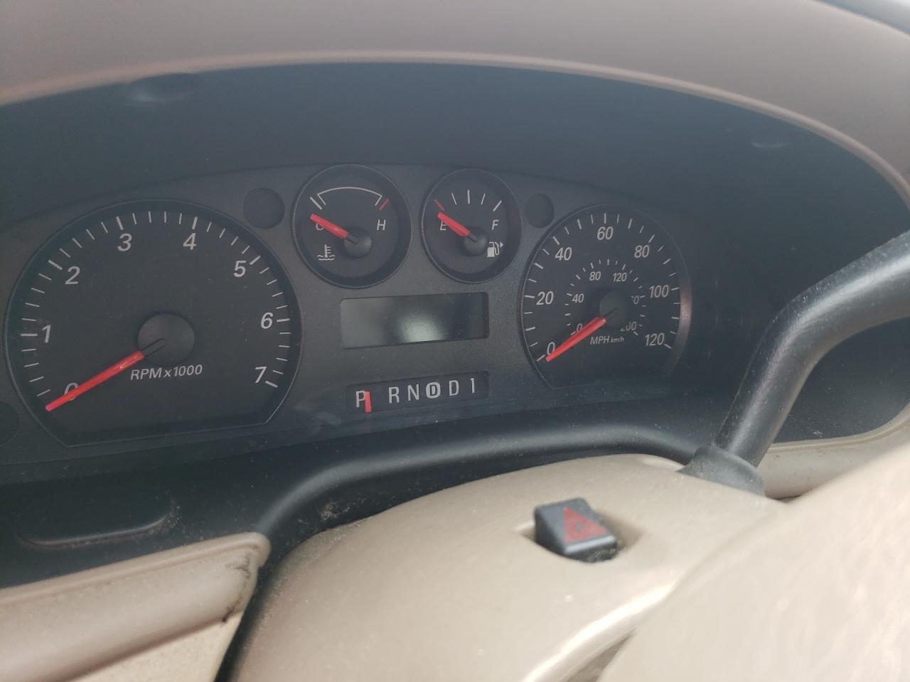 Photo 8 from auction – 2006 FORD TAURUS SE with VIN 1FAFP53U86A140131