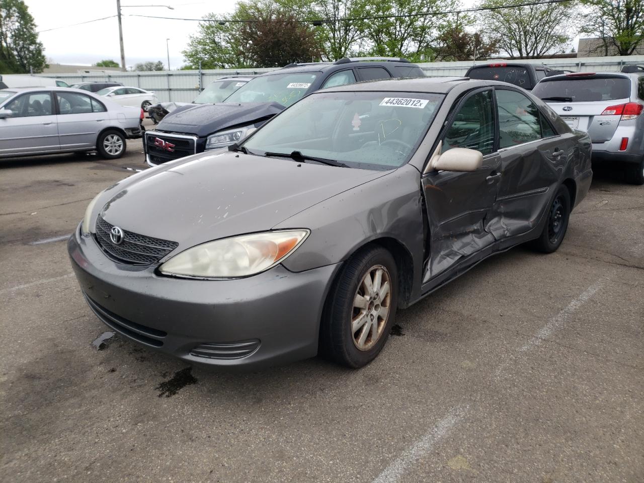 Photo 2 from auction – 2002 TOYOTA CAMRY LE with VIN 4T1BE30K12U549386