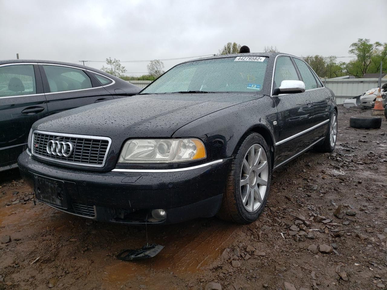 Photo 2 from auction – 2001 AUDI S8 with VIN WAUGU54D11N009594