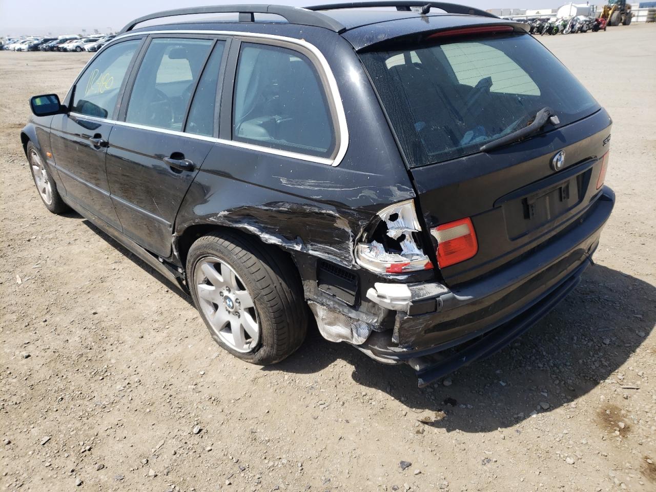 Photo 9 from auction – 2001 BMW 325 IT with VIN WBAAW33411ET41539
