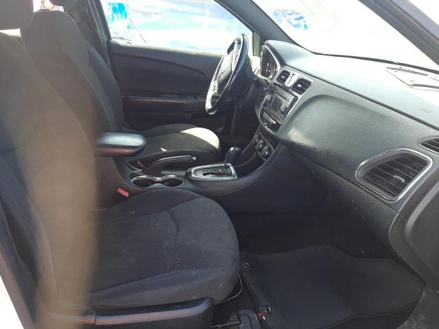 Photo 5 from auction – 2013 CHRYSLER 200 TOURIN with VIN 1C3CCBBB5DN764499