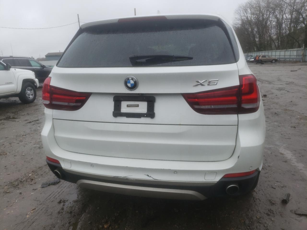Photo 9 from auction – 2015 BMW X5 XDRIVE3 with VIN 5UXKR0C5XF0P07426