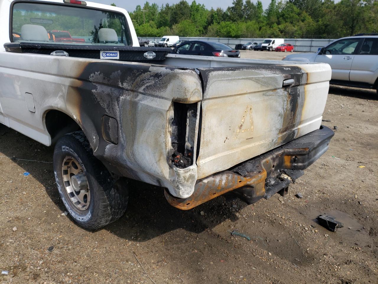 Photo 9 from auction – 1994 FORD F250 with VIN 1FTEF25N8RNB65833