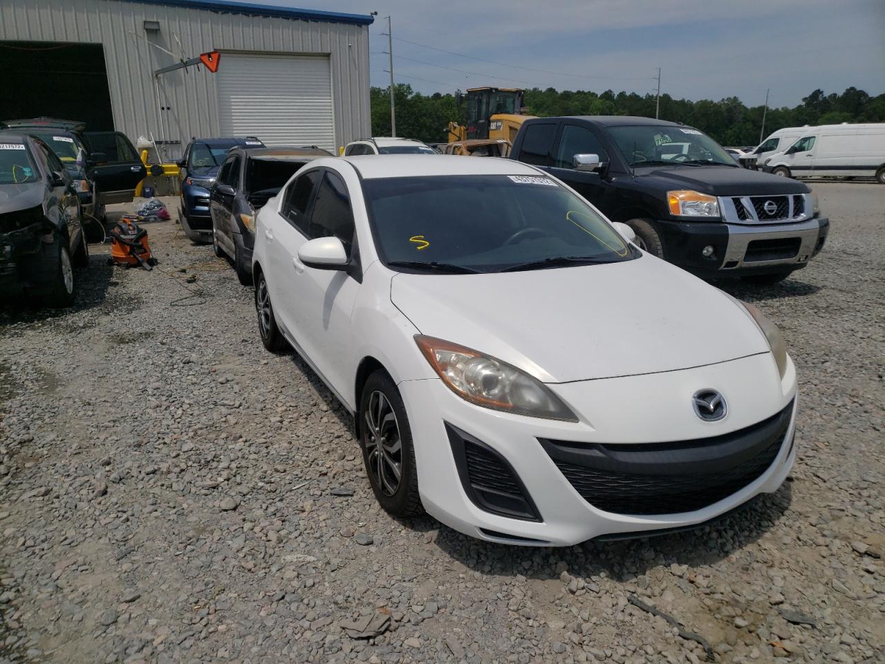 MAZDA 3 I 2011 with VIN JM1BL1UFXB1406563 - Photo from auction