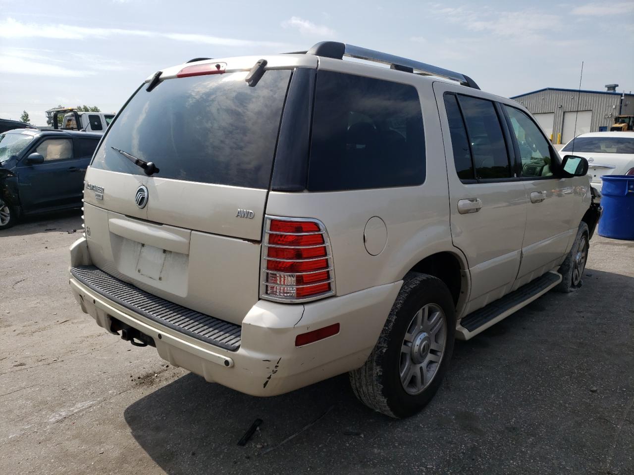 Photo 4 from auction – 2005 MERCURY MOUNTAINEE with VIN 4M2DU86E75ZJ28532