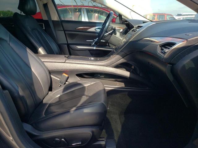 Photo 5 from auction – 2016 LINCOLN MKZ with VIN 3LN6L2GK9GR605404