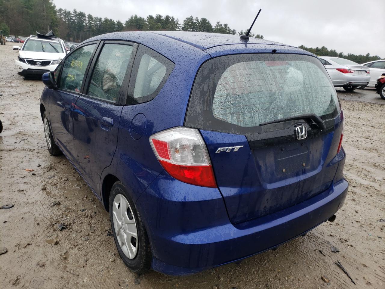 Photo 3 from auction – 2013 HONDA FIT with VIN JHMGE8H39DC072220