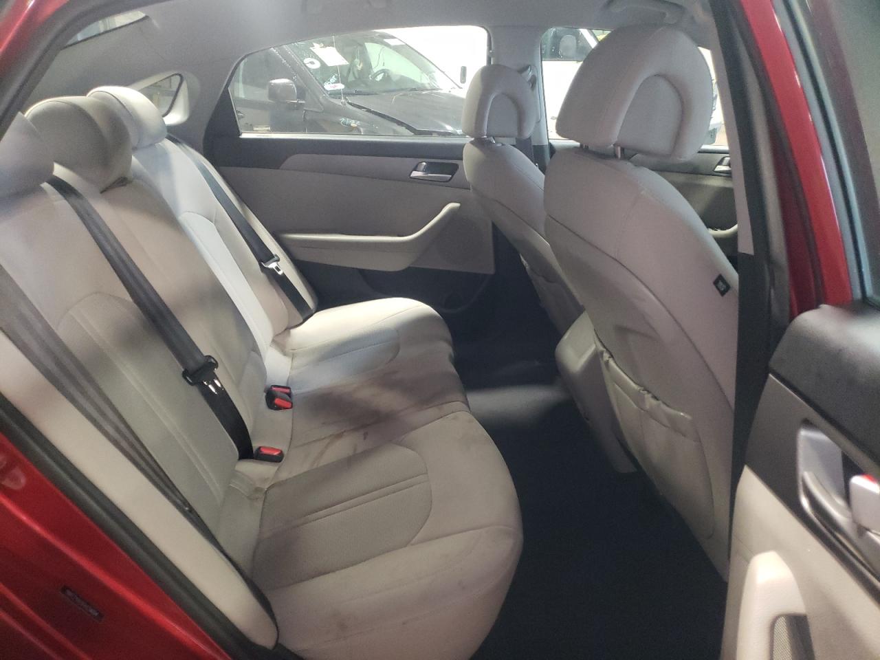 Photo 6 from auction – 2015 HYUNDAI SONATA SE with VIN 5NPE24AF0FH234094