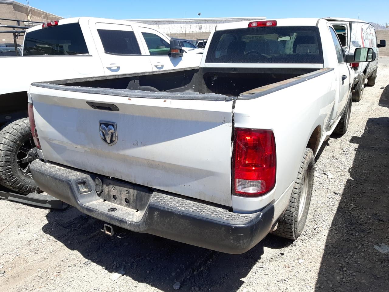 Photo 4 from auction – 2019 RAM 1500 CLASS with VIN 3C6JR6DG6KG508628