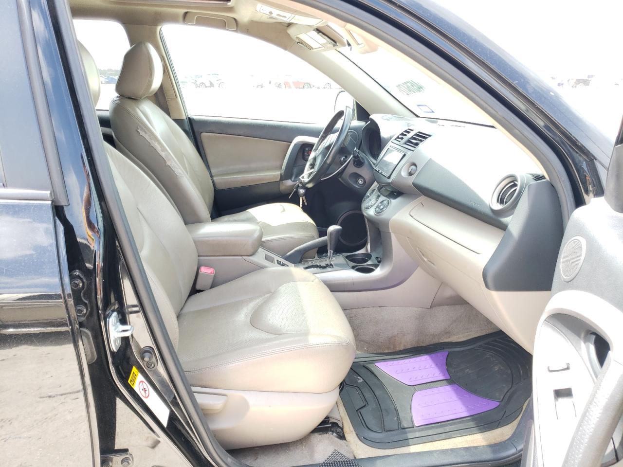 Photo 5 from auction – 2008 TOYOTA RAV4 LIMIT with VIN JTMZD31V686073924
