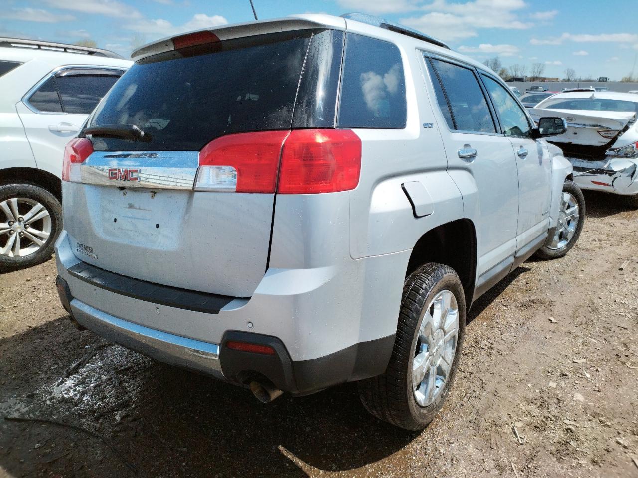 Photo 4 from auction – 2014 GMC TERRAIN SL with VIN 2GKFLTE37E6358897