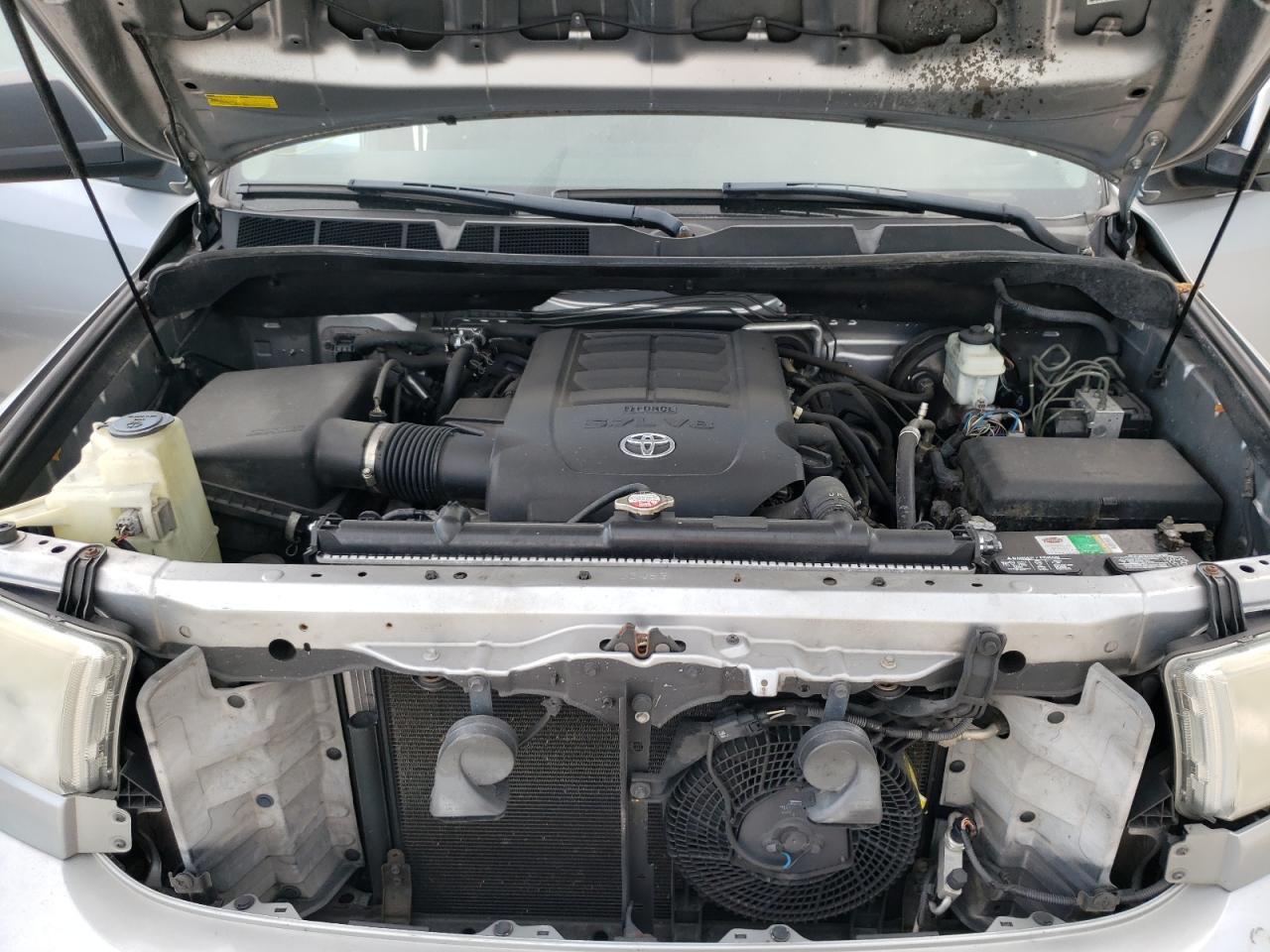 Photo 7 from auction – 2012 TOYOTA SEQUOIA SR with VIN 5TDZY5G1XCS040101