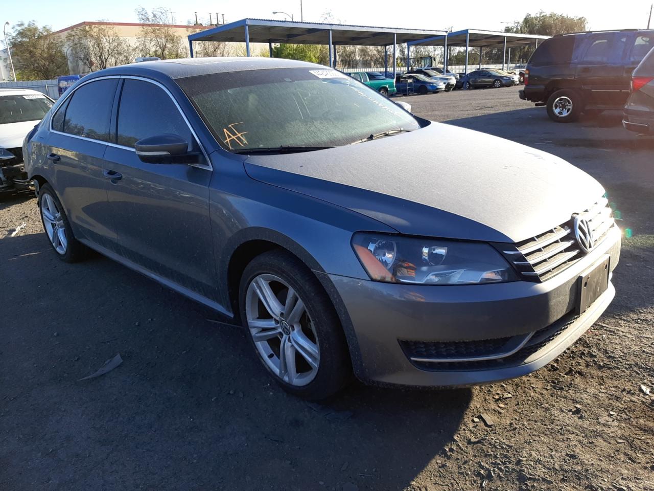 VOLKSWAGEN PASSAT SE 2014 with VIN 1VWBN7A35EC088431 - Photo from auction