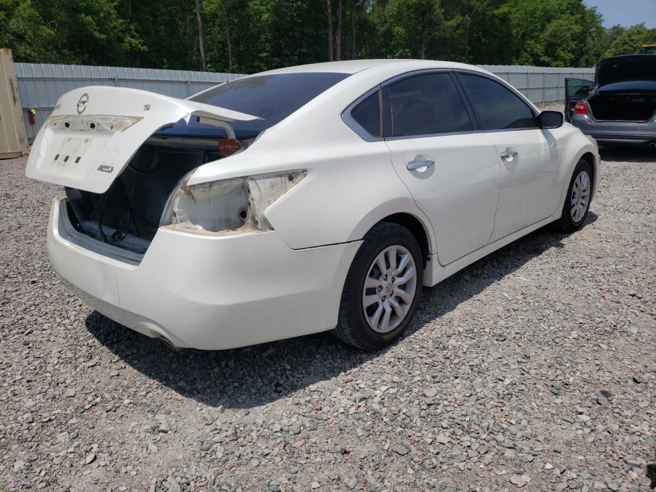 Photo 4 from auction – 2013 NISSAN ALTIMA 2.5 with VIN 1N4AL3AP1DN521820
