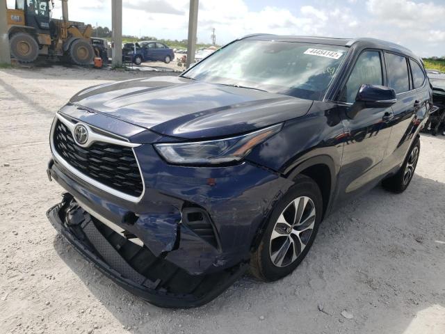 Photo 2 from auction – 2021 TOYOTA HIGHLANDER with VIN 5TDGZRAH1MS044816